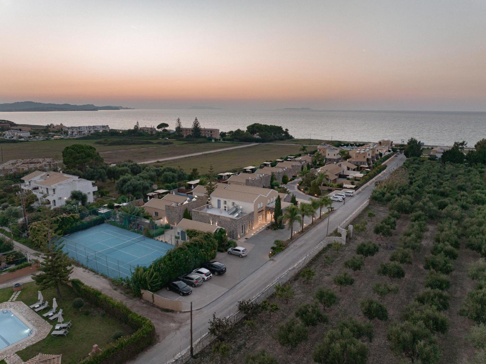 Restia Suites Exclusive Resort -Adults Only Almiros Beach Exteriör bild